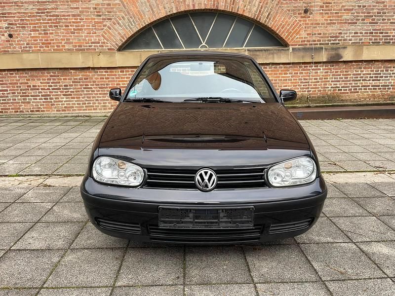 Gebraucht VW Golf Cabriolet 101 PS (74 kW) 1998 Schwarz Cabrio