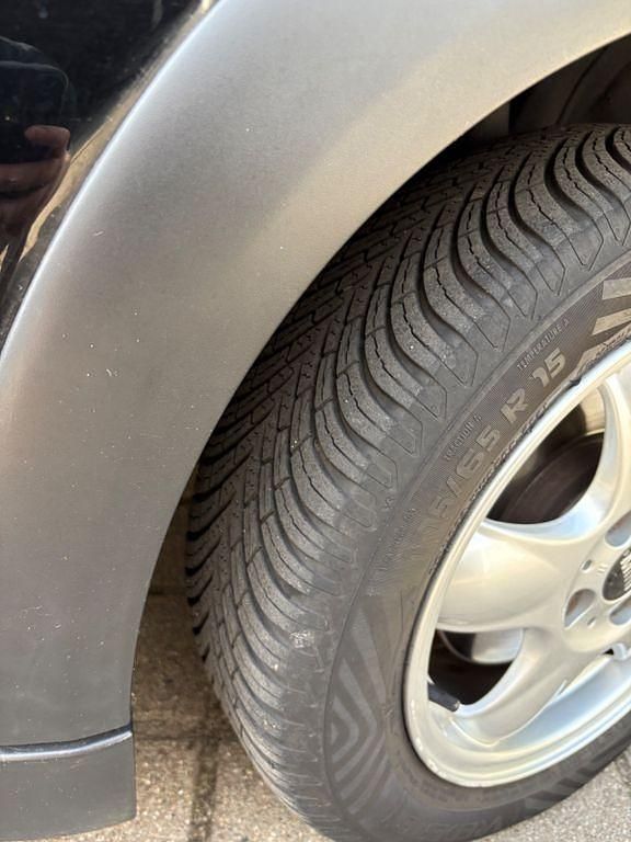 Gebraucht Mini ONE 90 PS (66 kW) 2002 Schwarz Kleinwagen