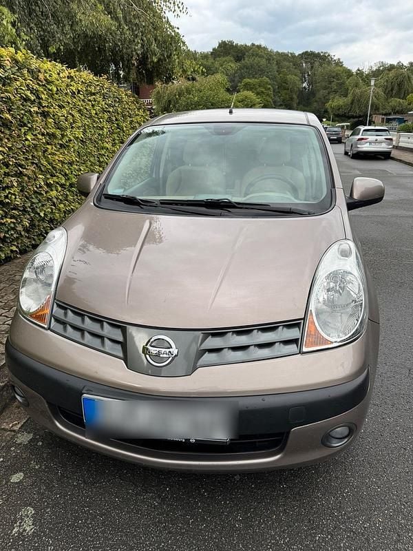 Gold Gebraucht 2006 Nissan Note Van / Kleinbus | 3.470 € (Fairer Preis) - Bild 1/4