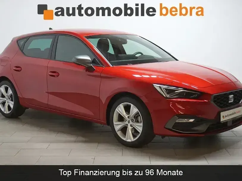 Używany Seat Leon FR 116 KM (85 kW) 2025 Czerwony Sedan/Limuzyna