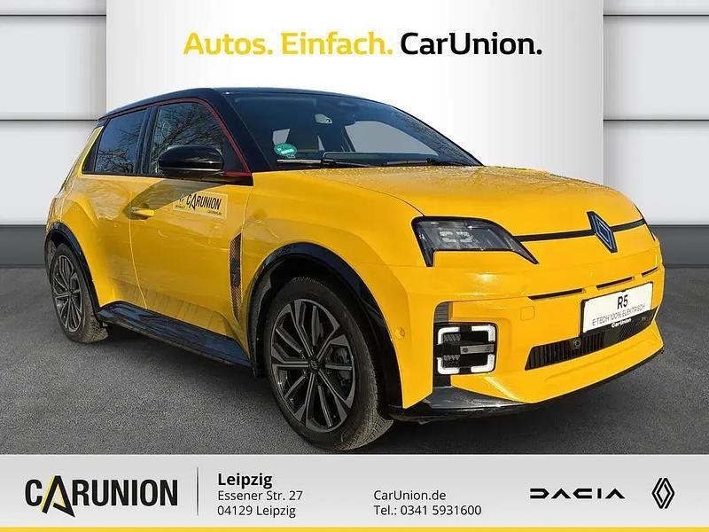 Gebraucht Renault R5 Iconic 77 kW (106 PS) 2024 Eqj + black pearlschwarz metallic Kleinwagen