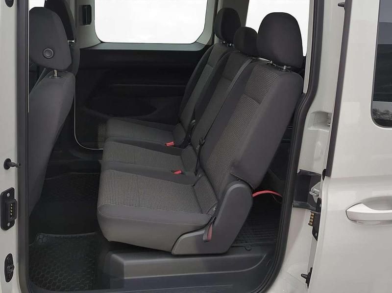 Gebraucht VW Caddy Basis 114 PS (83 kW) 2022 Candyweiß Van / Kleinbus