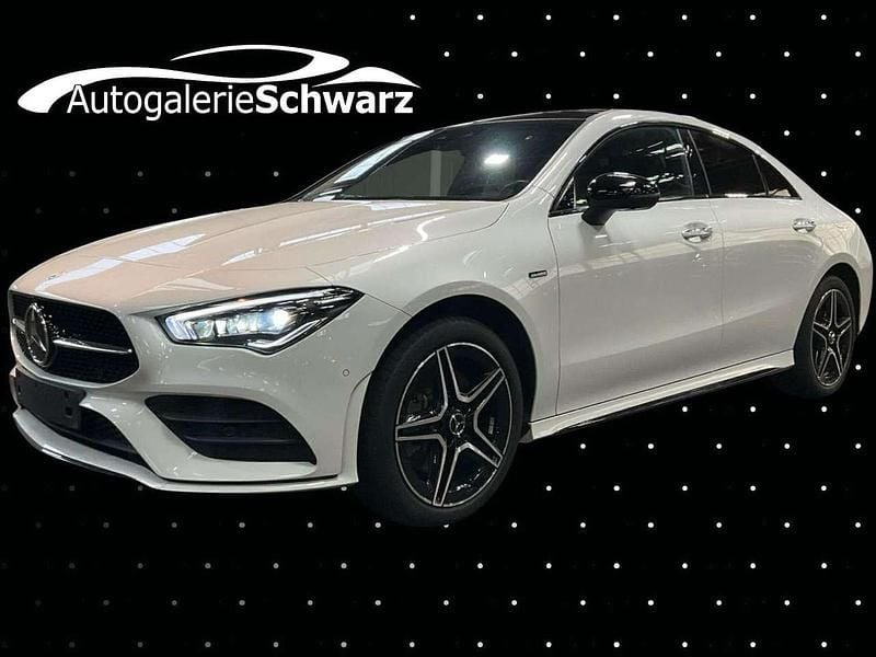 Amg digitalweiss metallic Gebraucht 2020 Mercedes E250 AMG Coupé | 30.490 € (Etwas zu teuer) - Bild 1/3
