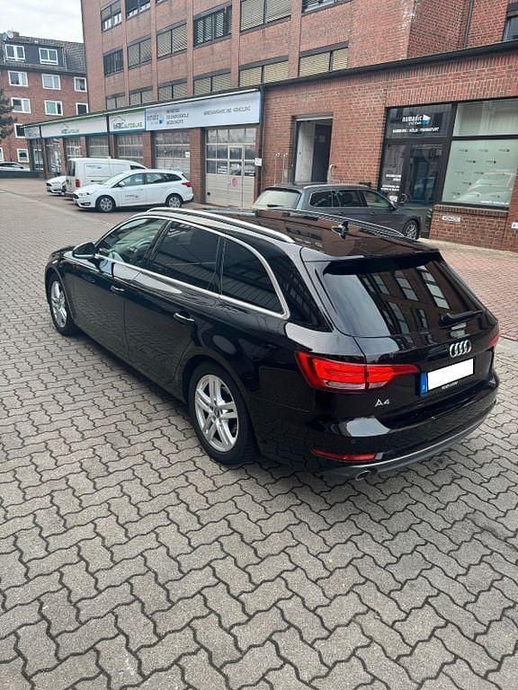 Gebraucht Audi A4 S-Line 150 PS (110 kW) 2017 Schwarz Kombi