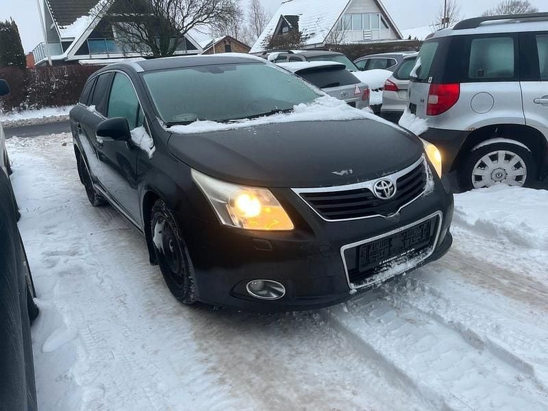 Gebraucht Toyota Avensis T2 147 PS (108 kW) 2010 Schwarz Limousine