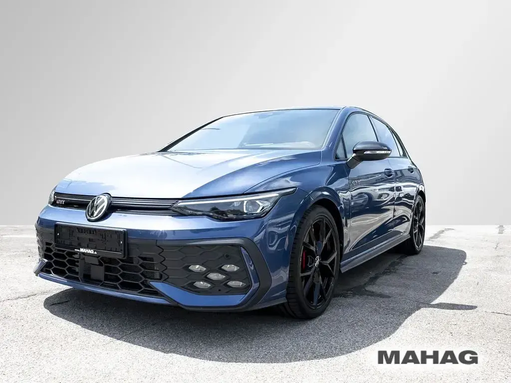Gebraucht VW Golf VIII GTI 265 PS (194 kW) 2025 Blau Limousine