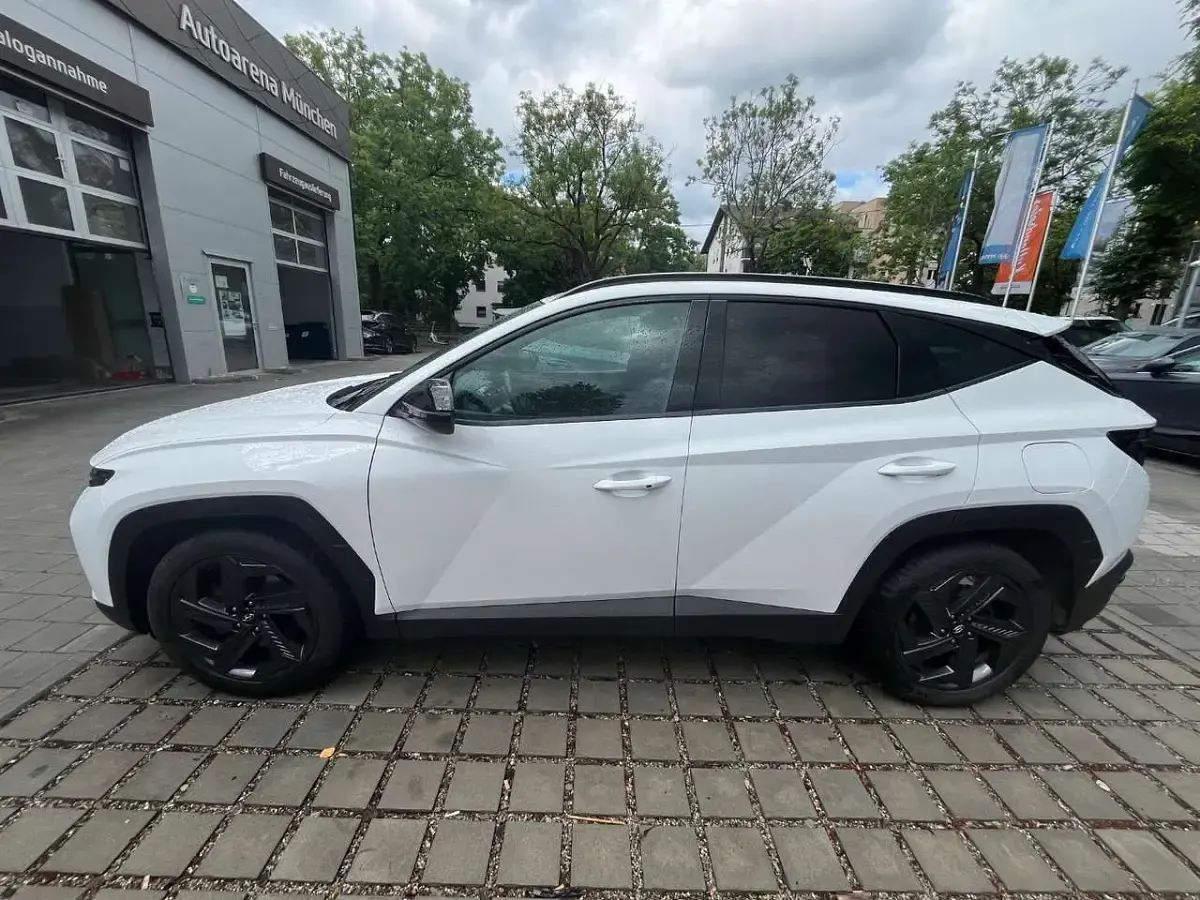 Gebraucht Hyundai Tucson Advantage 150 PS (110 kW) 2024 Serenity white / mic SUV