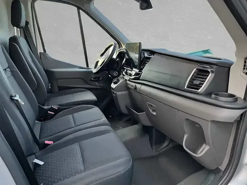 Gebraucht Ford Transit Trend 2022 Silber Limousine