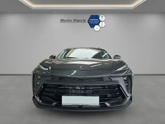 Neu DFSK Forthing 5 177 PS (130 kW) 2026 Schwarz SUV