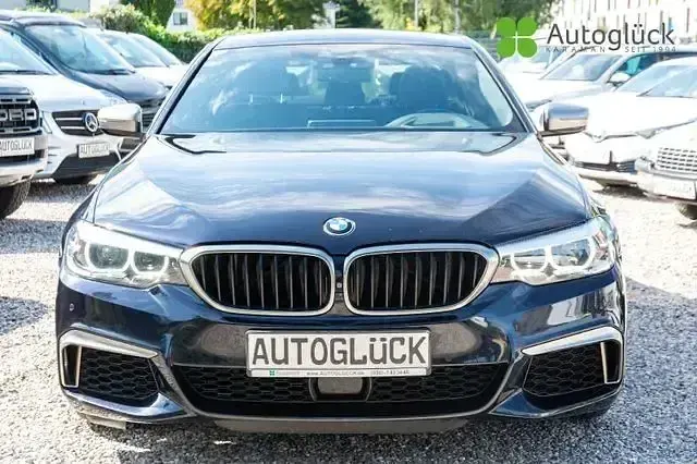 Używany BMW M550 Performance 462 KM (339 kW) 2017 Czarny Sedan/Limuzyna
