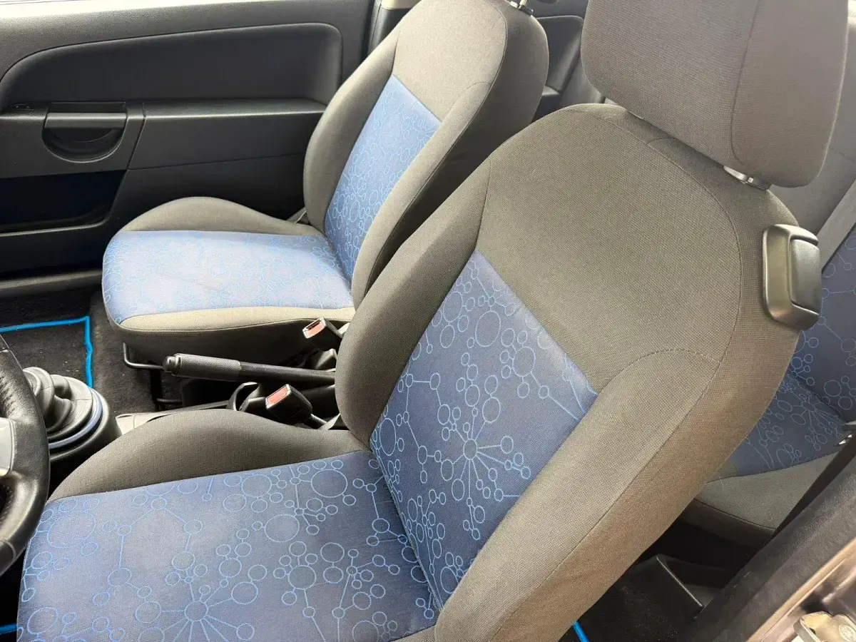 Gebraucht Ford Fiesta 80 PS (58 kW) 2008 Grau Kleinwagen