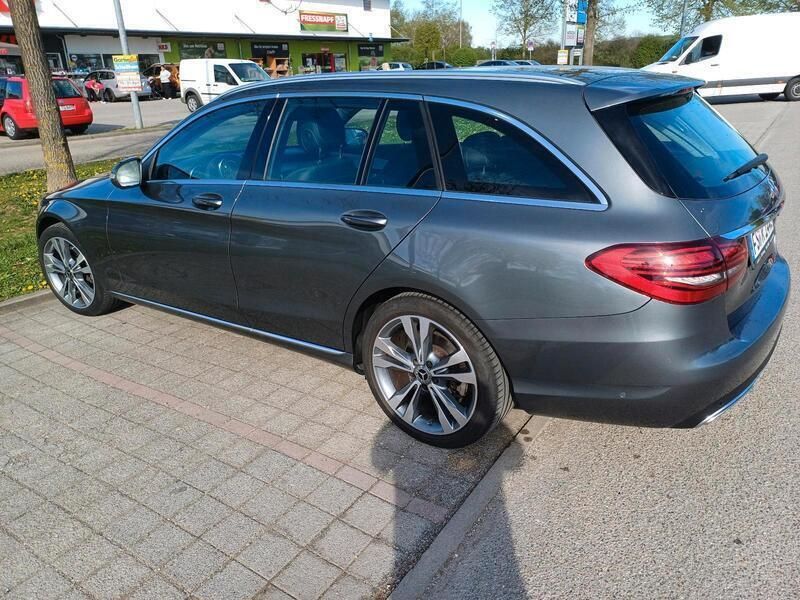 Gebraucht 2018 Mercedes C300 Avantgarde Kombi | 23.400 € (Guter Preis) - Bild 1/4