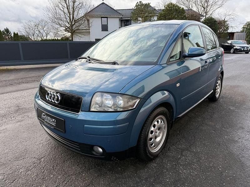 Gebraucht Audi A2 61 PS (44 kW) 2003 Blau Kleinwagen