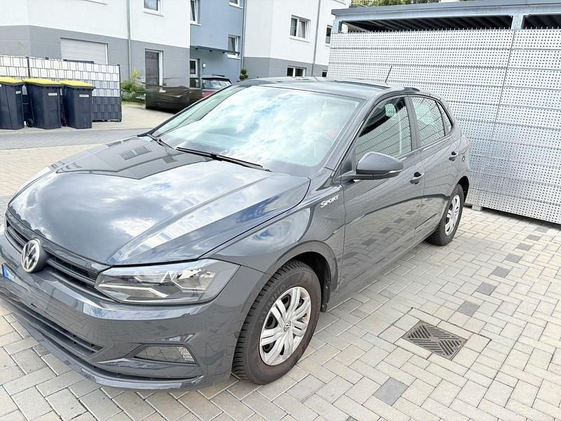 Grau Gebraucht 2019 VW Polo Trendline Kleinwagen | 9.500 € (Superpreis) - Bild 1/4