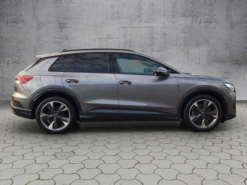 Gebraucht Audi Q4 e-tron Advanced 194 kW (265 PS) 2022 Taifungrau metallic SUV