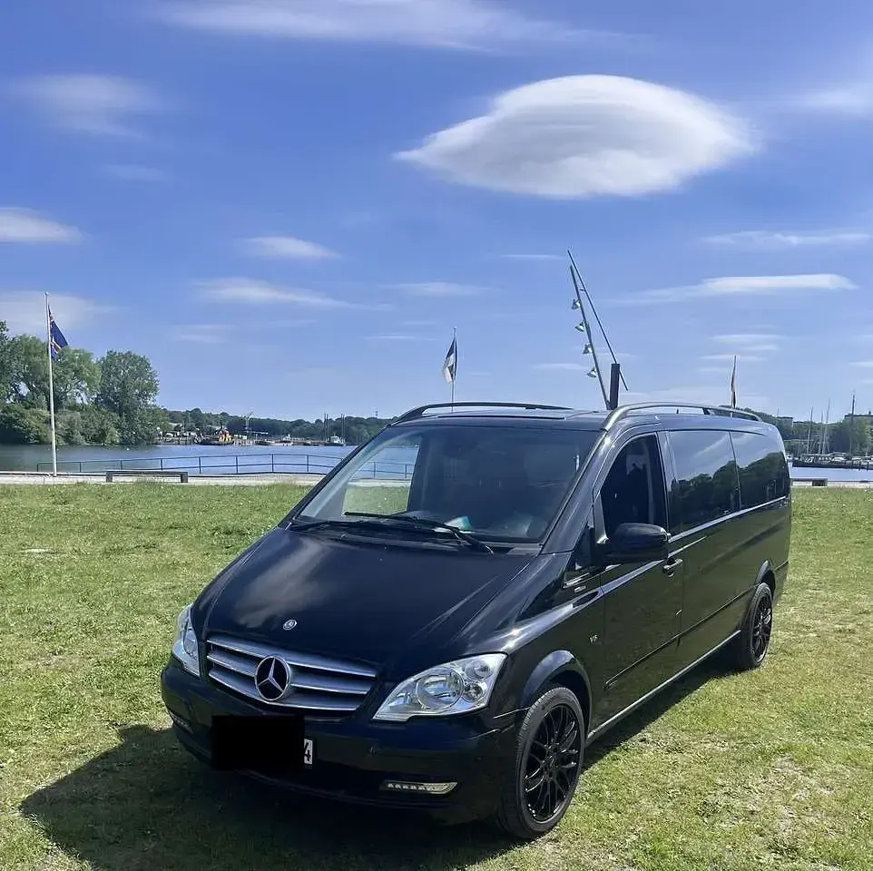 Gebraucht Mercedes Viano Edition 224 PS (164 kW) 2011 Schwarz Van / Kleinbus