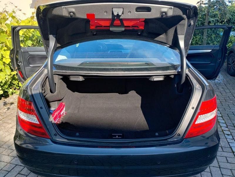Gebraucht Mercedes C250 204 PS (150 kW) 2014 Schwarz Coupé