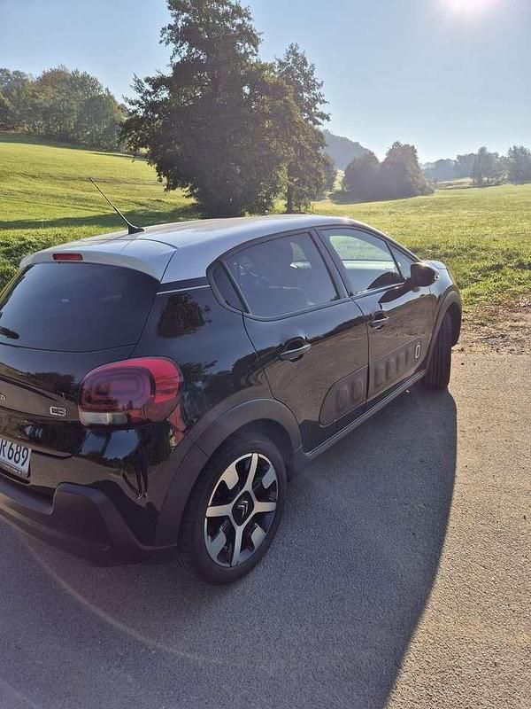 Gebraucht Citroën C3 PureTech 82 PS (60 kW) 2018 Schwarz Limousine