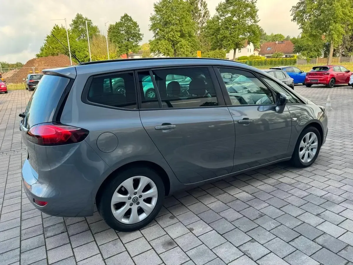 Gebraucht Opel Zafira 136 PS (100 kW) 2018 Grau Van / Kleinbus