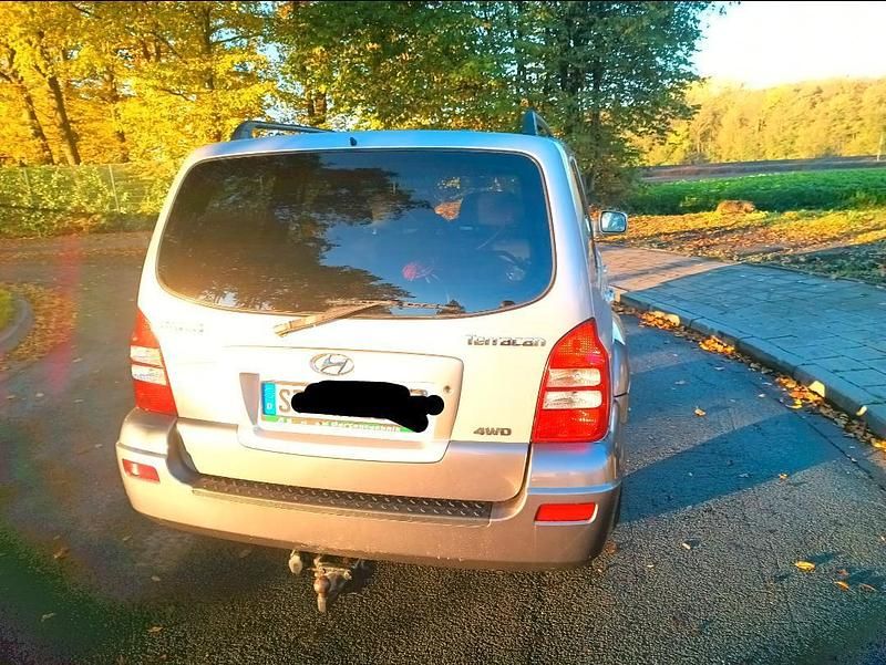 Gebraucht Hyundai Terracan 163 PS (119 kW) 2005 Silber SUV