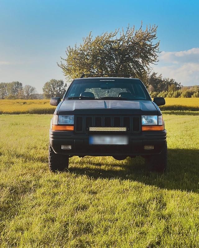 Schwarz Gebraucht 1997 Jeep Grand Cherokee SUV | 4.500 € (Superpreis) - Bild 1/4