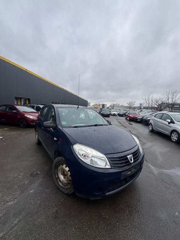 Gebraucht Dacia Sandero 75 PS (55 kW) 2012 Blau Limousine