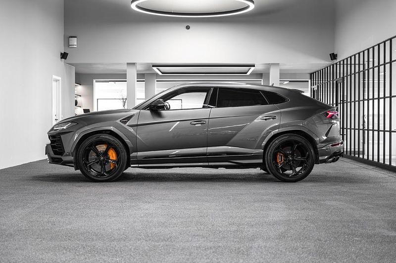 Second-hand Lamborghini Urus 650 CP (478 kW) 2019 Gri SUV