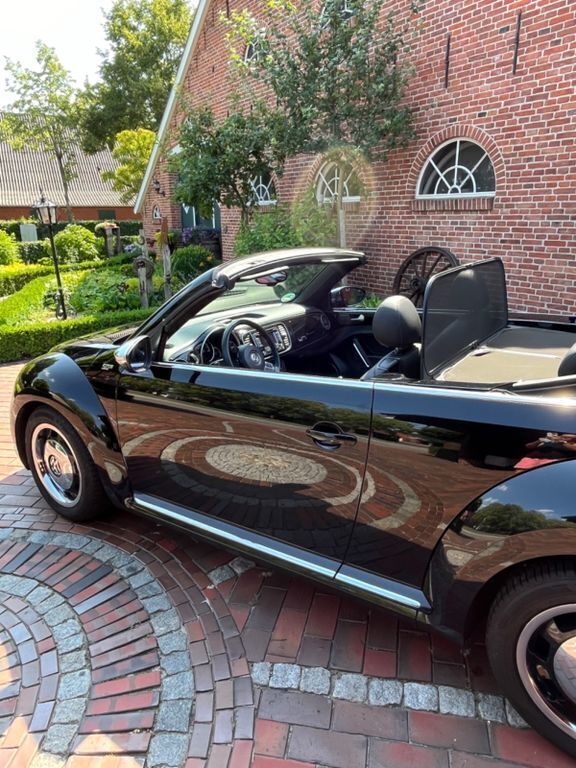 Schwarz Gebraucht 2013 VW Beetle Design Cabrio | 9.900 € (Superpreis) - Bild 1/4