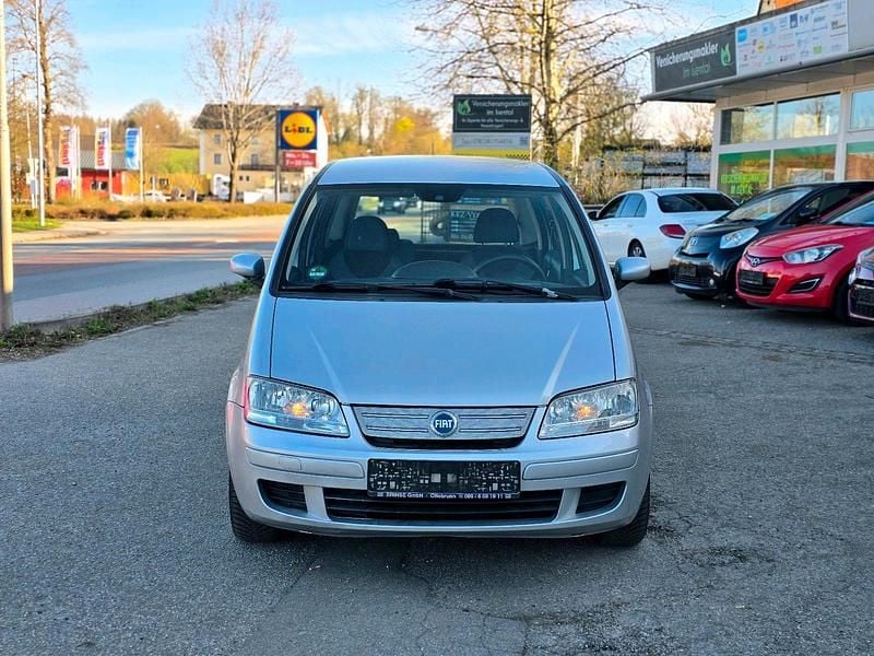 Gebraucht Fiat Idea 95 PS (69 kW) 2006 Silber Van / Kleinbus