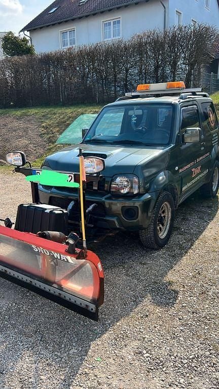 Gebraucht Suzuki Jimny Comfort 84 PS (61 kW) 2015 Grün SUV