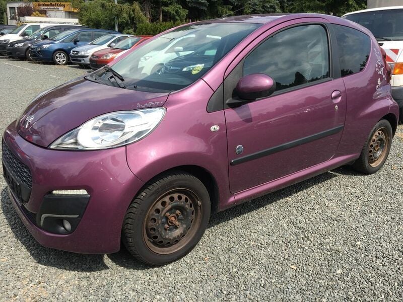 Violett Gebraucht 2012 Peugeot 107 Envy Kleinwagen | 2.100 € (Guter Preis) - Bild 1/4