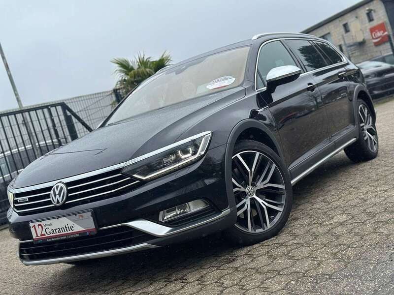 Schwarz Gebraucht 2017 VW Passat Highline Kombi | 20.300 € (Etwas zu teuer) - Bild 1/4