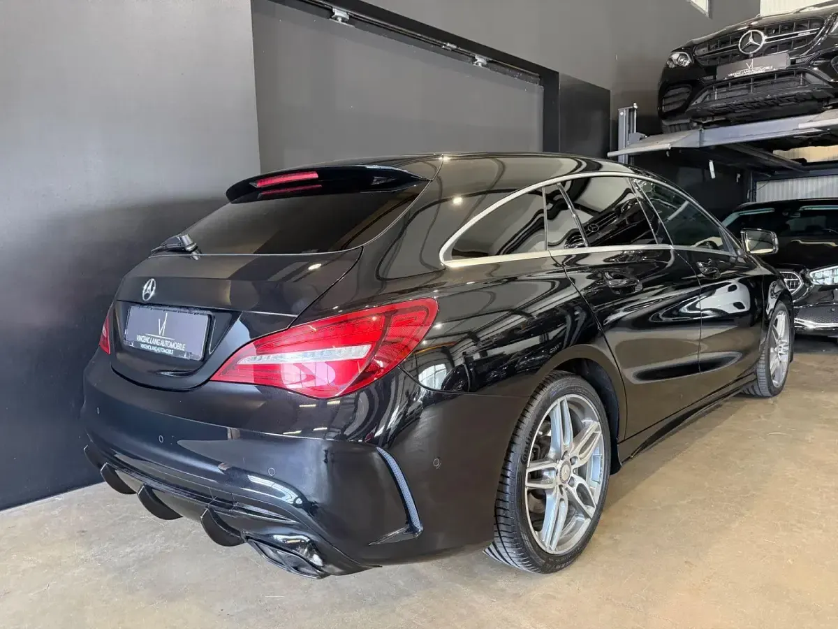 Gebraucht Mercedes CLA200 Shooting Brake AMG line 156 PS (114 kW) 2017 Schwarz Kombi