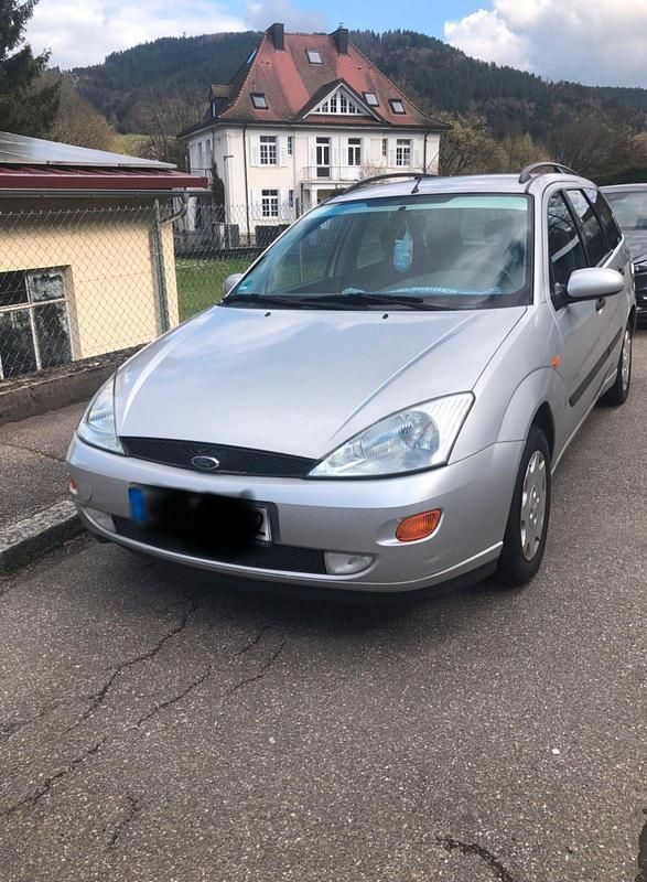 Gebraucht Ford Focus 101 PS (74 kW) 2001 Kombi