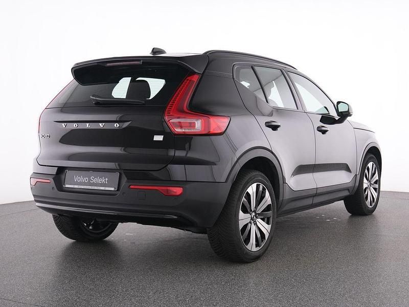 Gebraucht Volvo XC40 Core 169 kW (231 PS) 2023 Stone SUV