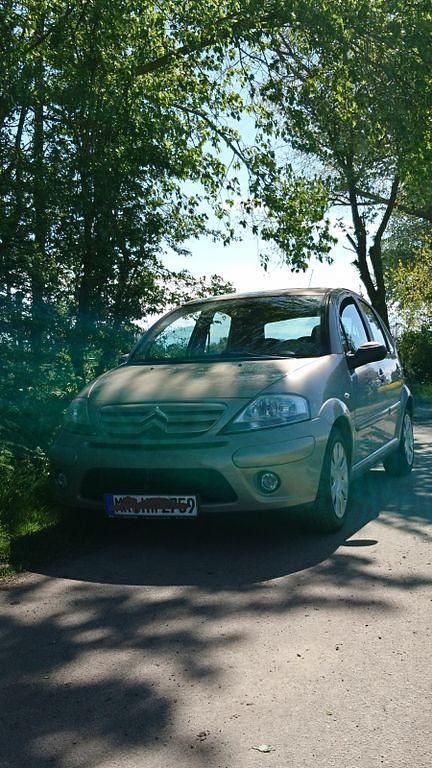 Gelb Gebraucht 2005 Citroën C3 Exclusive Kleinwagen | 1.200 € (Fairer Preis) - Bild 1/4