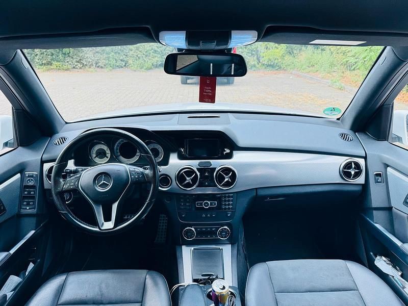 Gebraucht Mercedes 220 170 PS (125 kW) 2012 Weiß SUV