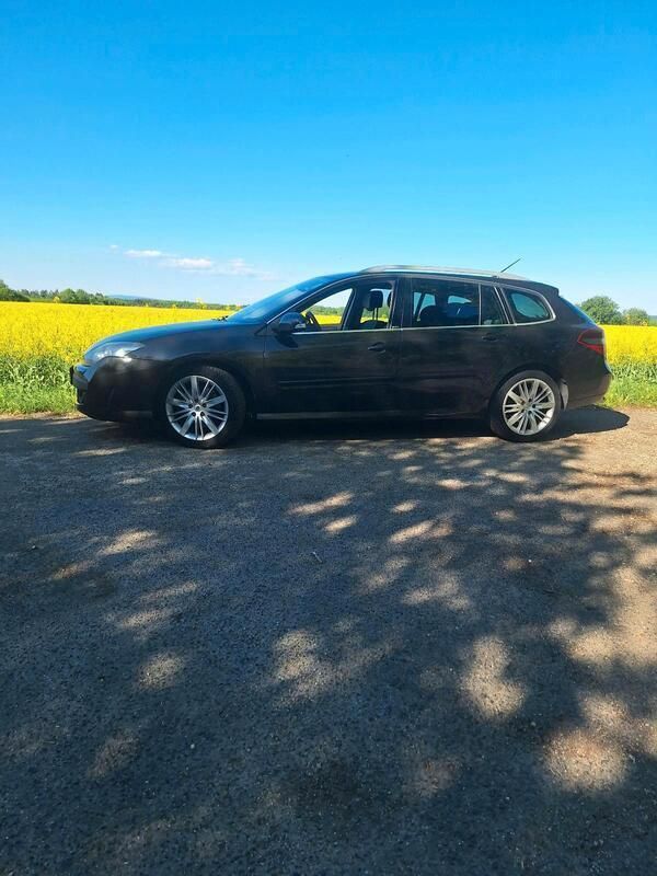 Schwarz Gebraucht 2010 Renault Laguna III Kombi | 2.090 € (Fairer Preis) - Bild 1/4