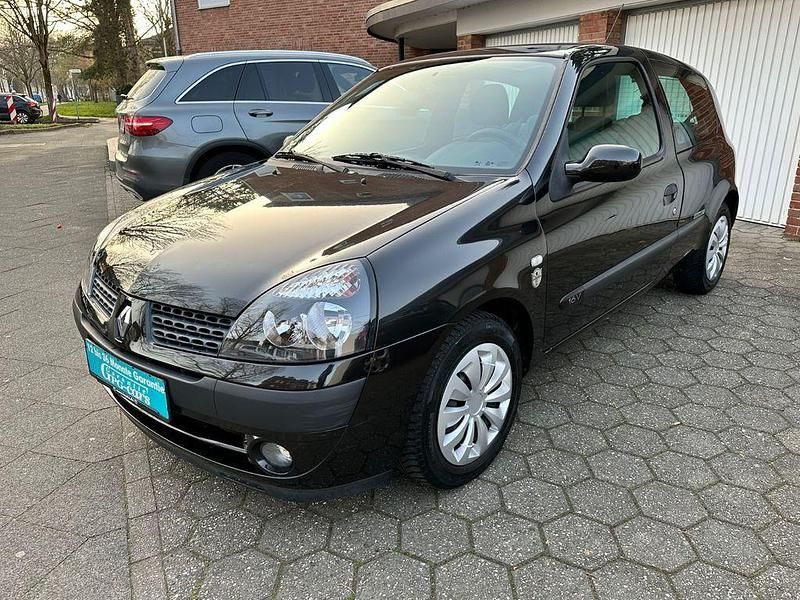 Gebraucht Renault Clio II 75 PS (55 kW) 2003 Schwarz Kleinwagen