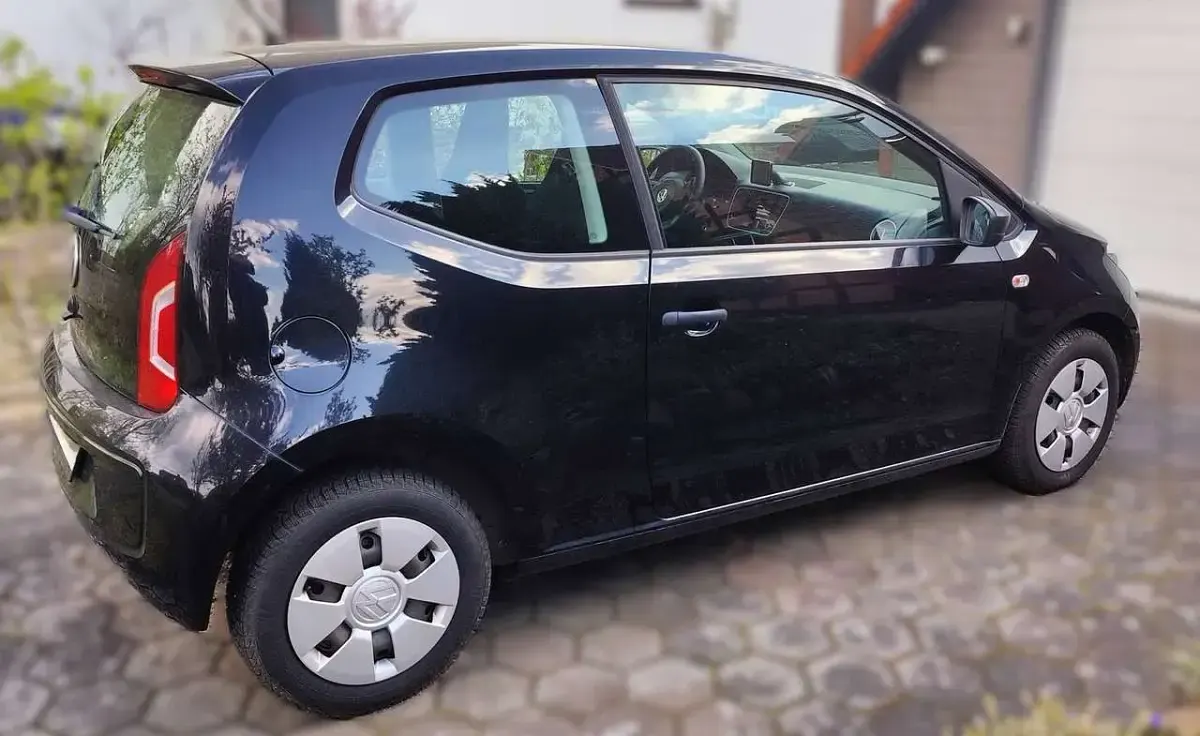Gebraucht VW up! 75 PS (55 kW) 2012 Schwarz Kleinwagen