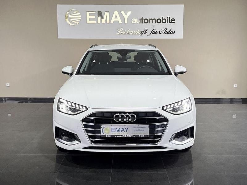 Gebraucht Audi A4 Sport 163 PS (119 kW) 2022 Ibisweiß Kombi