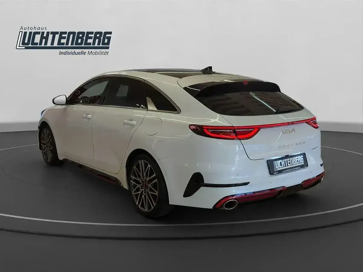 Używany Kia ProCeed GT 150 KM (110 kW) 2024 Andere Kombi