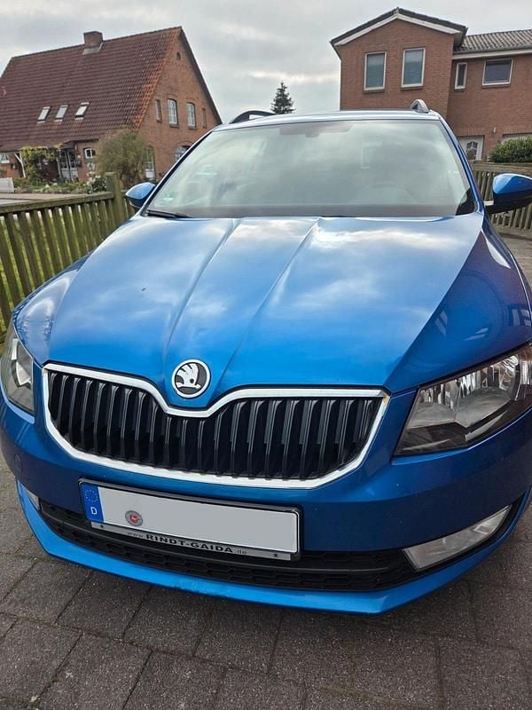 Gebraucht Skoda Octavia 150 PS (110 kW) 2015 Blau Kombi