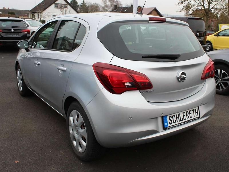 Gebraucht Opel Corsa Edition 69 PS (50 kW) 2019 Argon silber/ice silver (m2) Kleinwagen
