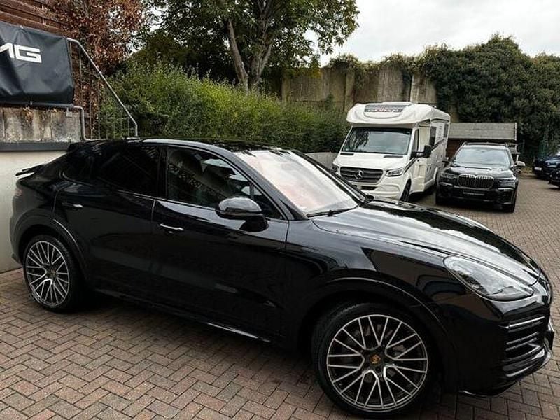Gebraucht Porsche Cayenne 441 PS (324 kW) 2021 Schwarz SUV