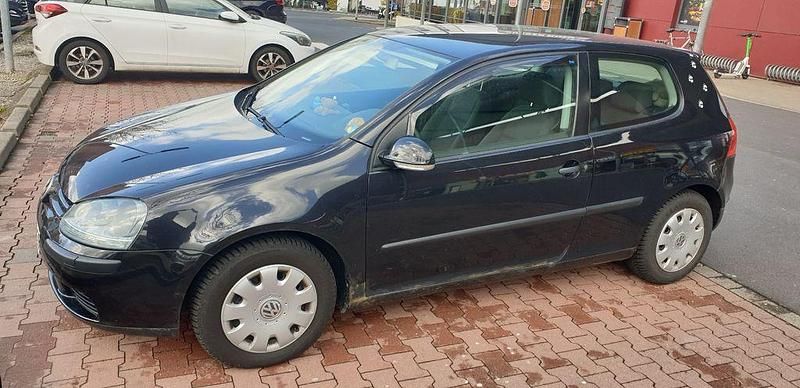 Gebraucht VW Golf IV Trendline 105 PS (77 kW) 2004 Schwarz Limousine