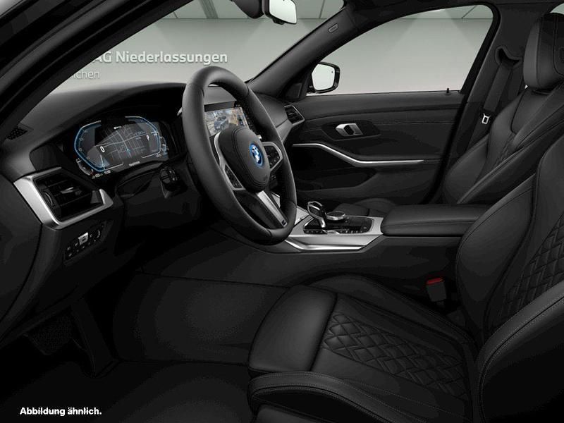 Gebraucht BMW 330e Performance 292 PS (214 kW) 2022 Schwarz Kombi