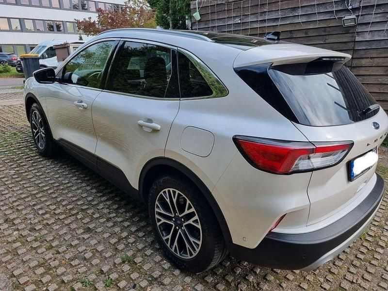 Weiß Gebraucht 2020 Ford Kuga Titanium X SUV | 18.499 € (Guter Preis) - Bild 1/4