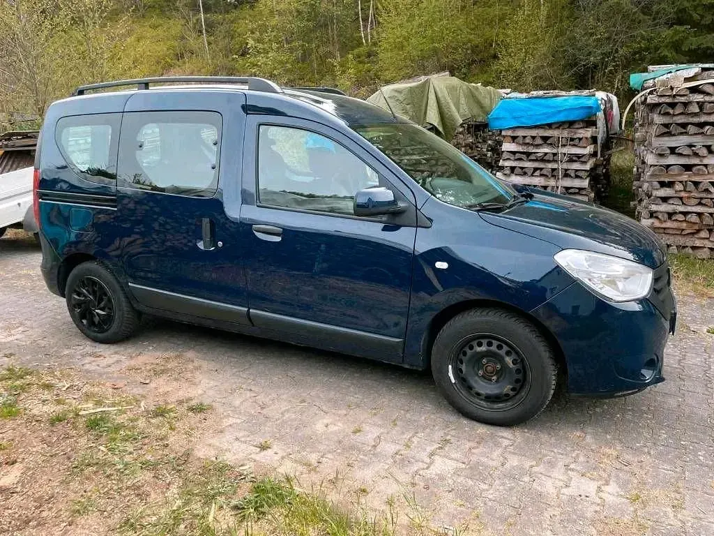 Gebraucht Dacia Dokker 102 PS (75 kW) 2017 Blau Van / Kleinbus