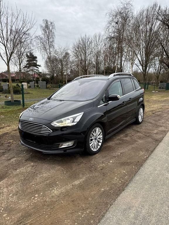Gebraucht Ford Grand C-Max Titanium 150 PS (110 kW) 2016 Schwarz Van / Kleinbus